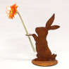 Edelrost Häschen "Schnuffel" B stehend mit Reagenzglas-Vase
