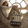 Schultertasche Beuteltasche Handmade Bestickt The Moshi