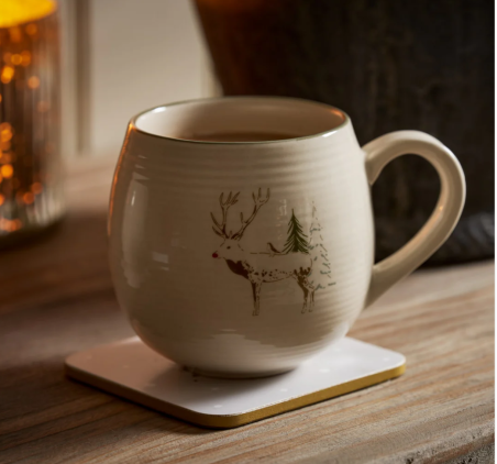 Tasse Becher Steingut Winterlicher Hirsch | Sophie Allport